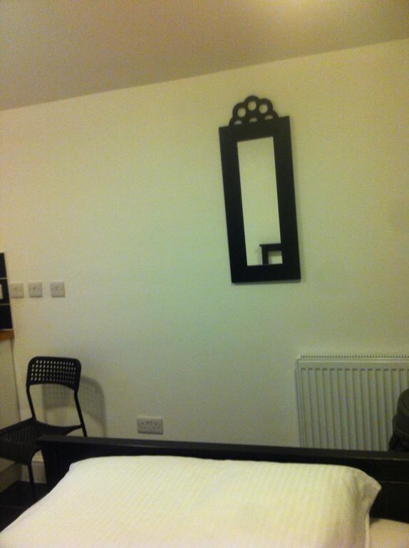 Duke Of Fife Otel Barking  Oda fotoğraf